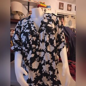 Torrid Harper Black and White Floral Shirt